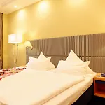 Hotel Inselhotel 4*