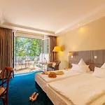 Inselhotel Hotel 4*