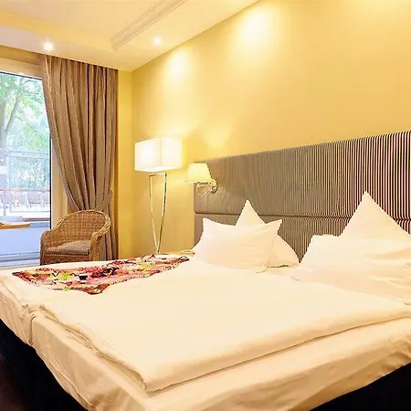 Hotell Inselhotel 4*