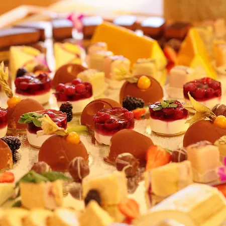 Inselhotel Szálloda 4*