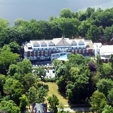 Inselhotel Szálloda Potsdam